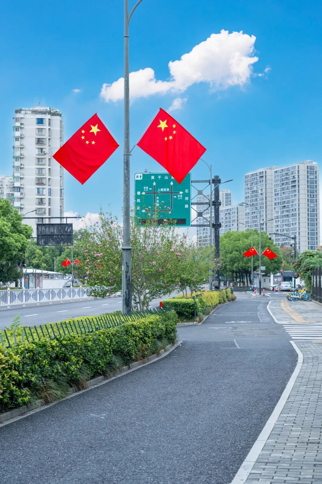 绍兴路2.jpg