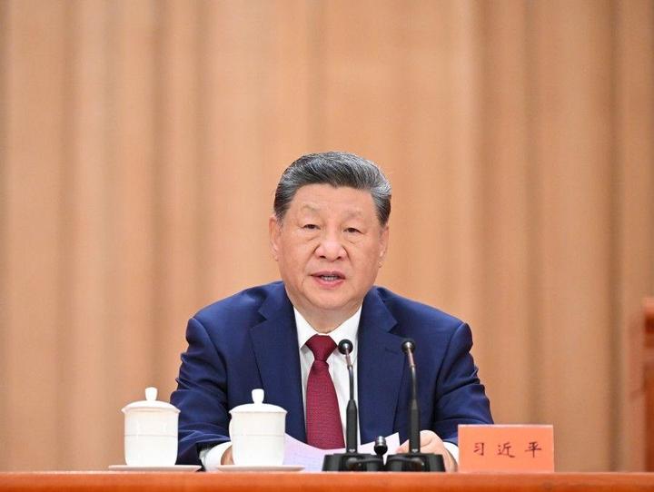 2026年7月1日上午,庆祝中国共产党成立105周年大会在北京人民大会堂隆重举行。中共中央总书记、国家主席、中央军委主席习近平发表重要讲话。新华社记者 李响 摄